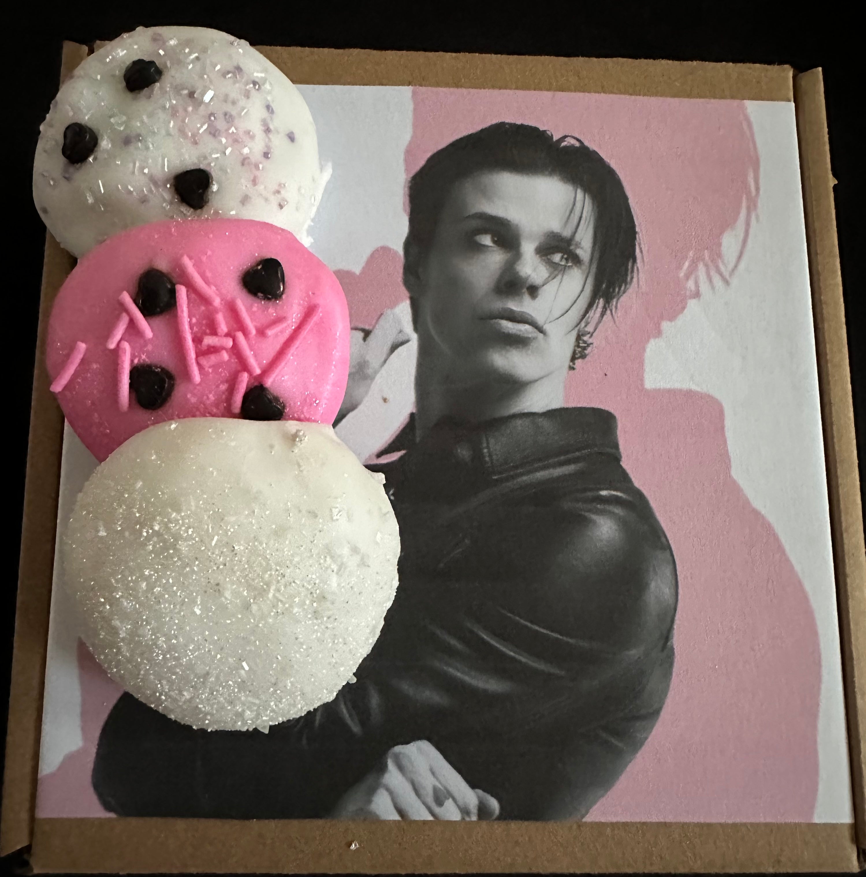 Custom Gifts Young Blood - 6 Pack