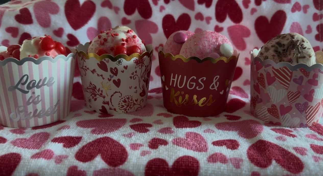 Hug and a Smooch cookie gift cup - 2 cookies